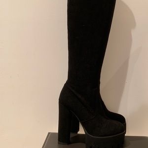 High Platform boots ( faux suede) 37